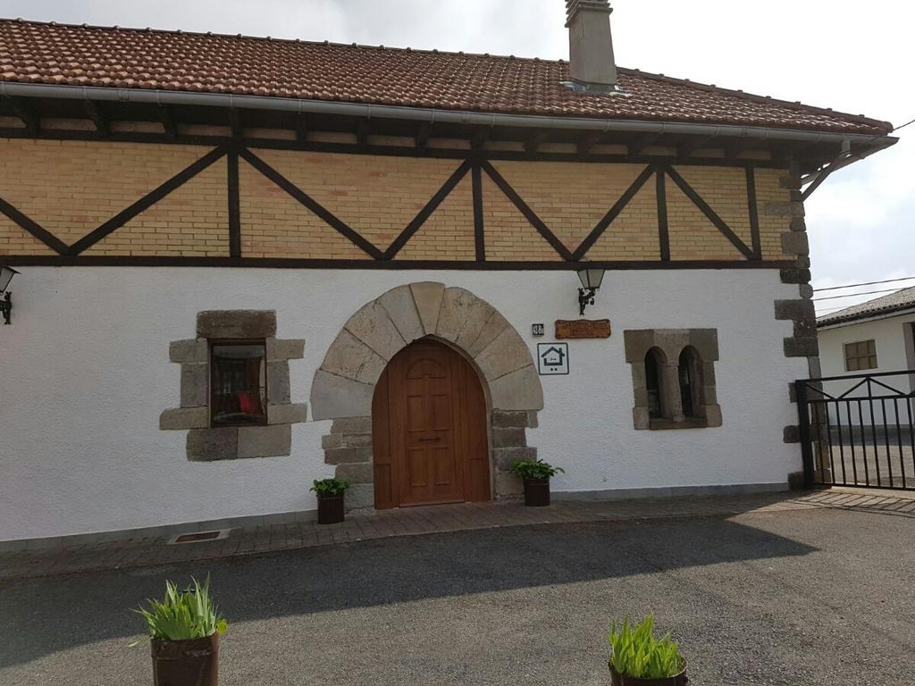 Casa Rural Oihan - Eder Apartment Espinal-Auzperri ภายนอก รูปภาพ