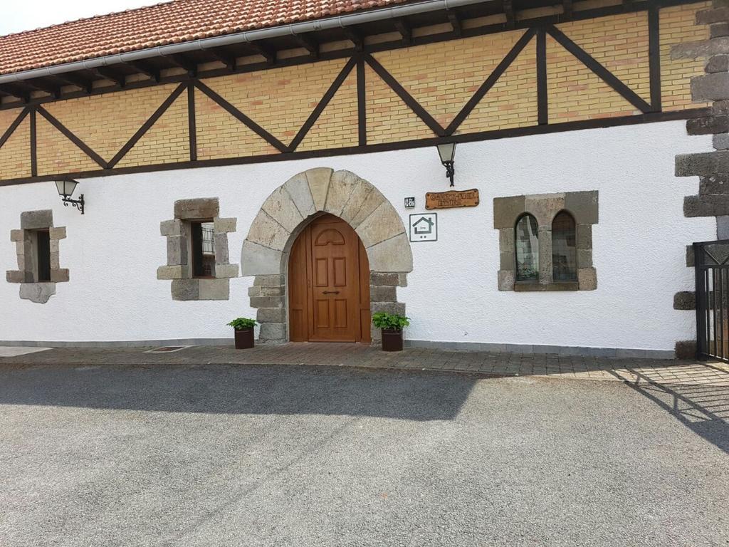 Casa Rural Oihan - Eder Apartment Espinal-Auzperri ภายนอก รูปภาพ